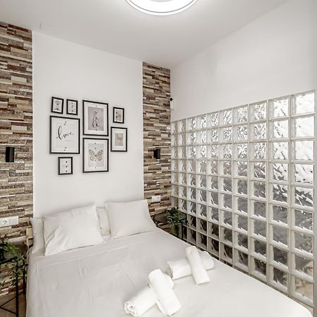 Apartamentos Franco Rodriguez มาดริด ภายนอก รูปภาพ