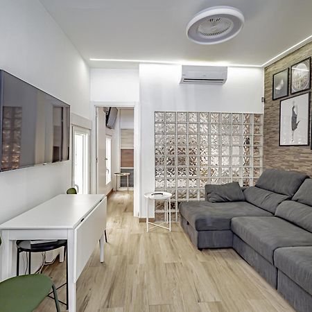 Apartamentos Franco Rodriguez มาดริด ห้อง รูปภาพ
