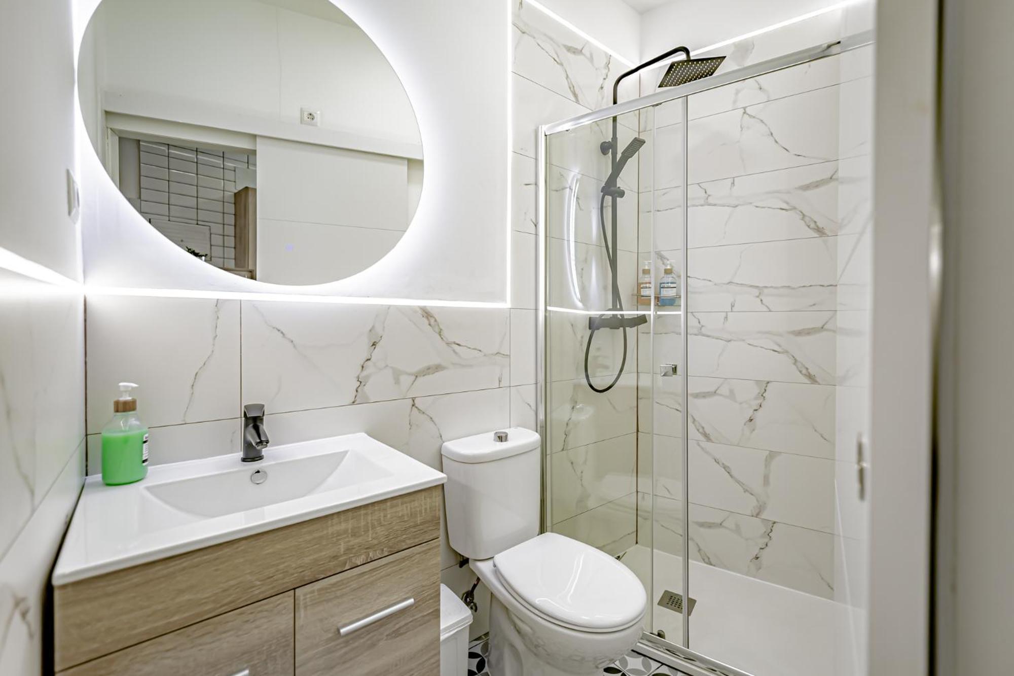 Apartamentos Franco Rodriguez มาดริด ห้อง รูปภาพ