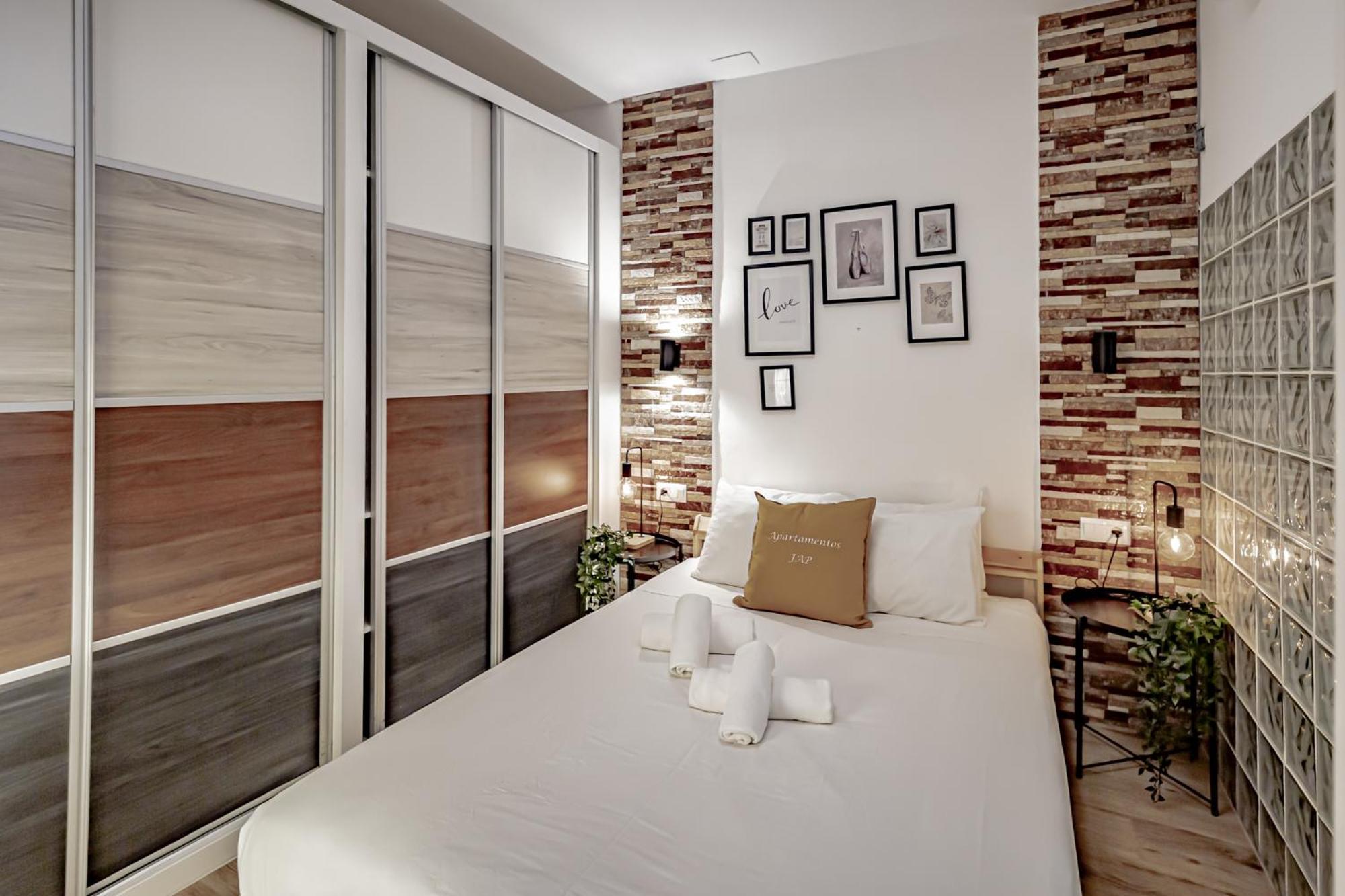 Apartamentos Franco Rodriguez มาดริด ห้อง รูปภาพ